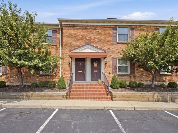 952 Chatham Lane , Unit K, Columbus, OH 43221