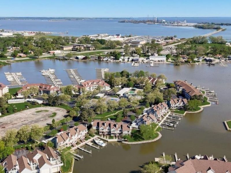 24 Marina Point Drive, Sandusky, OH 44870 Photo 30