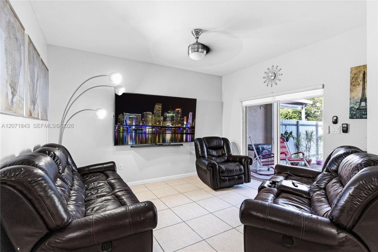 14061 SW 276th St , Homestead, FL 33032 Photo