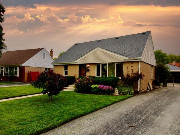 11555 S Lee Road , Alsip, IL 60803