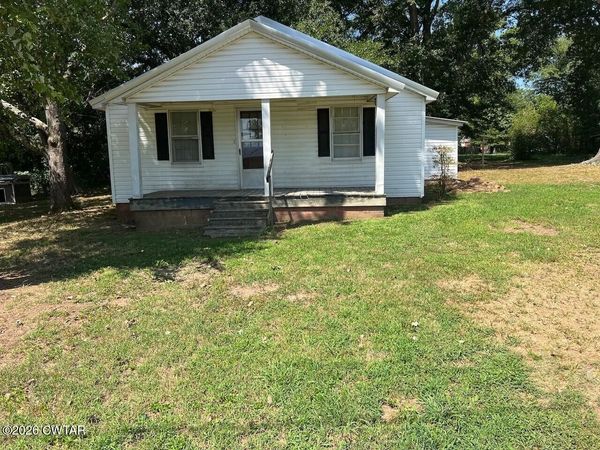 221 Sanford Cove , Henderson, TN 38340