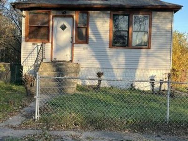 2037 Delaware Street , Gary, IN 46407