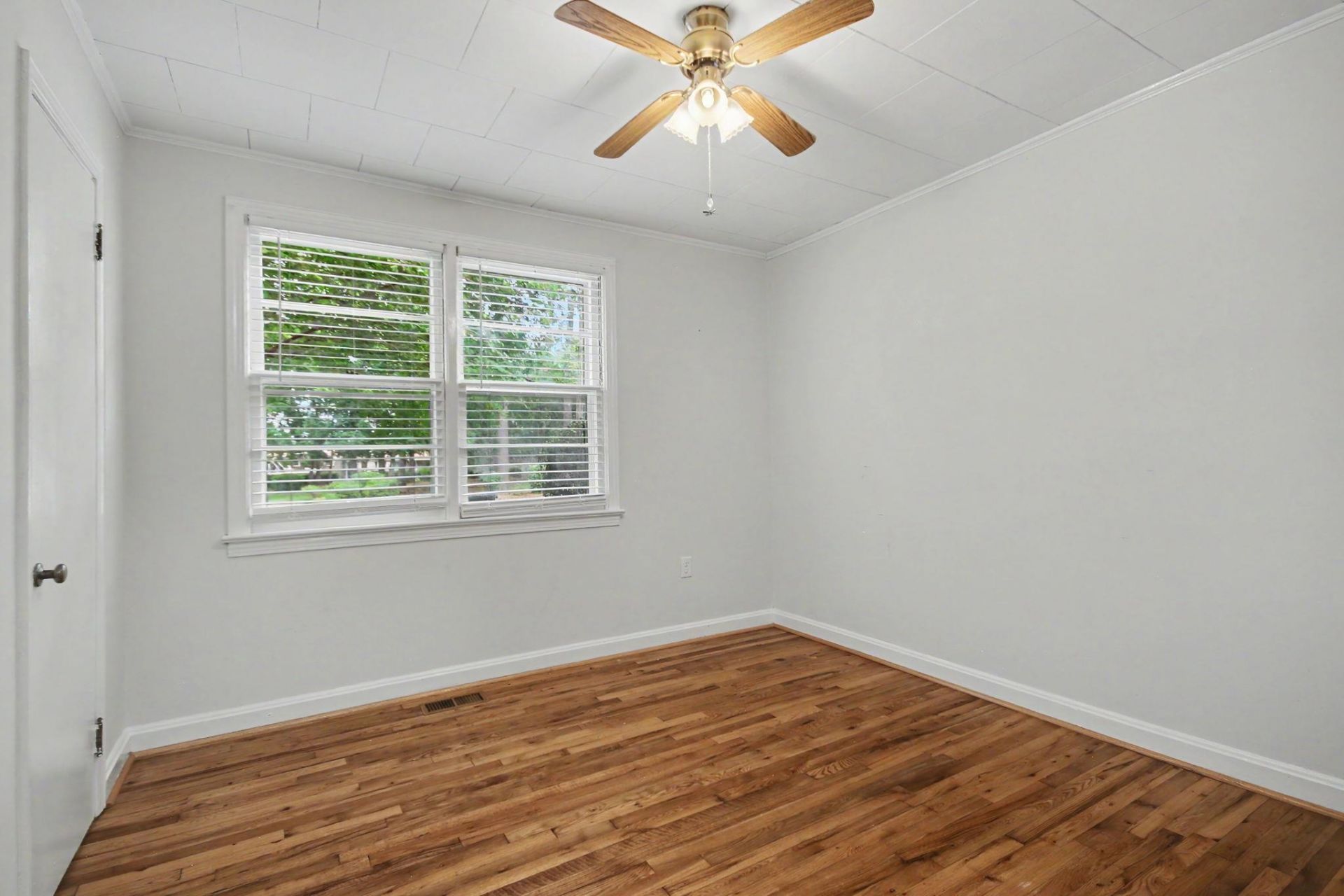 2510 South Bay St. Photo 15