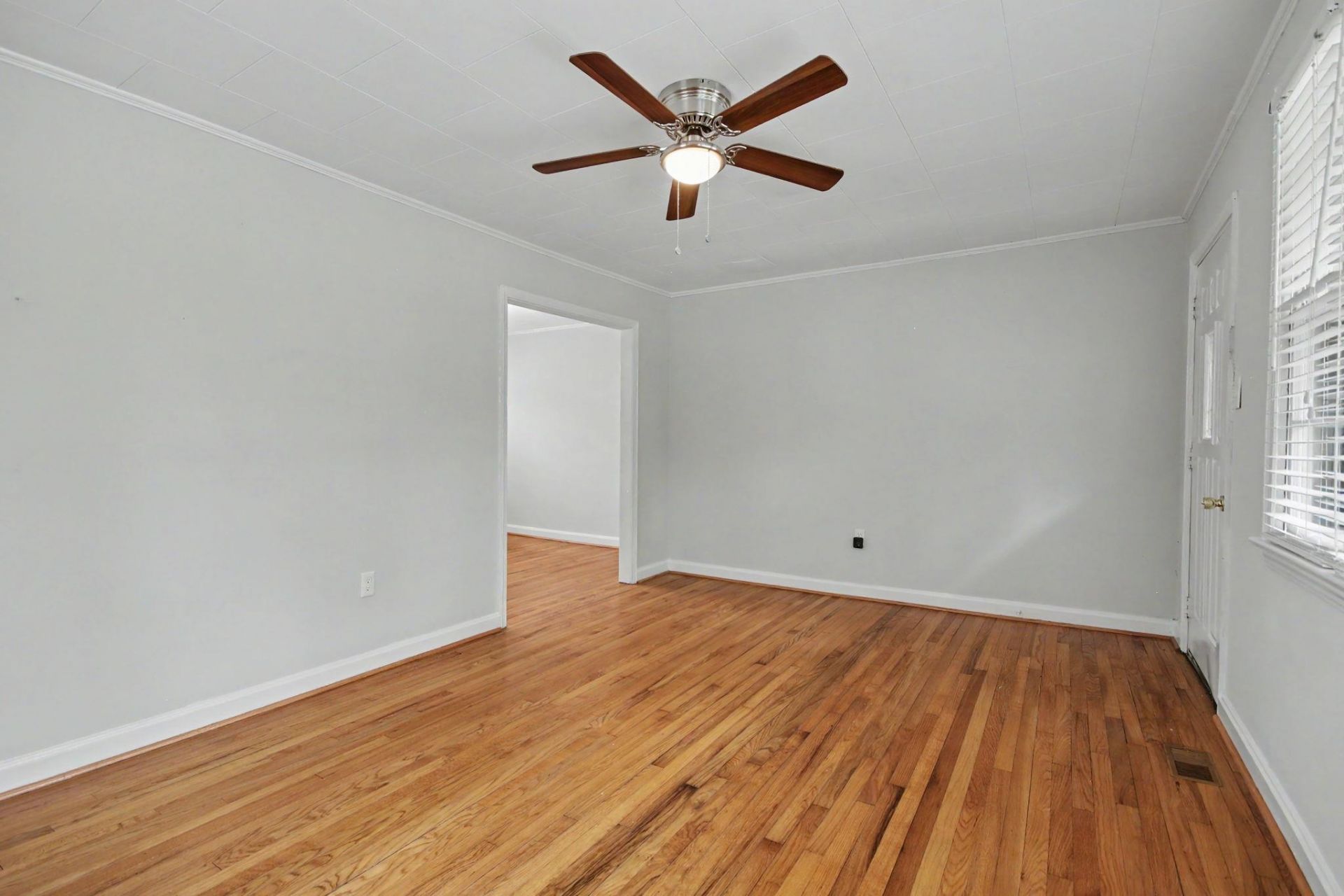 2510 South Bay St. Photo 5