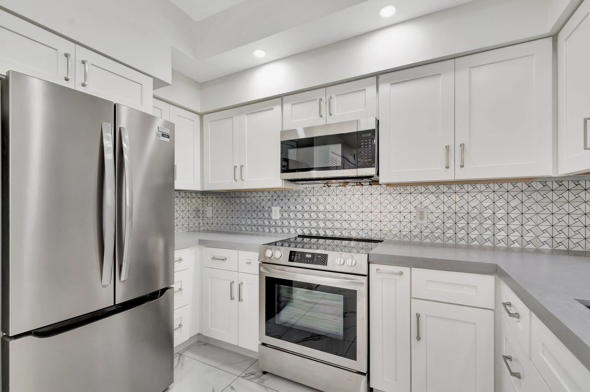 802 W Windward Way, Unit 316, Lantana, FL 33462 Photo