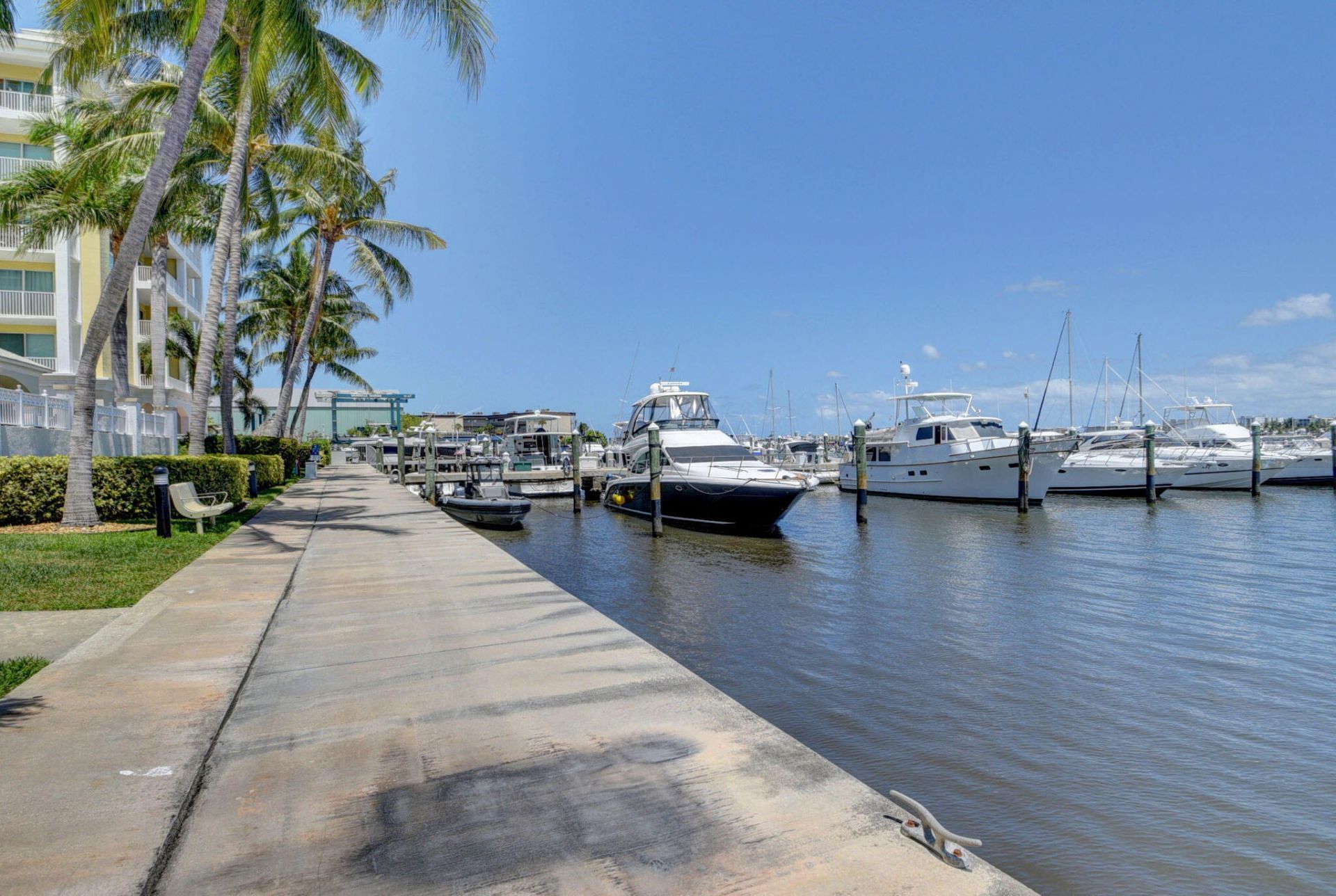 802 W Windward Way, Unit 316, Lantana, FL 33462 Photo