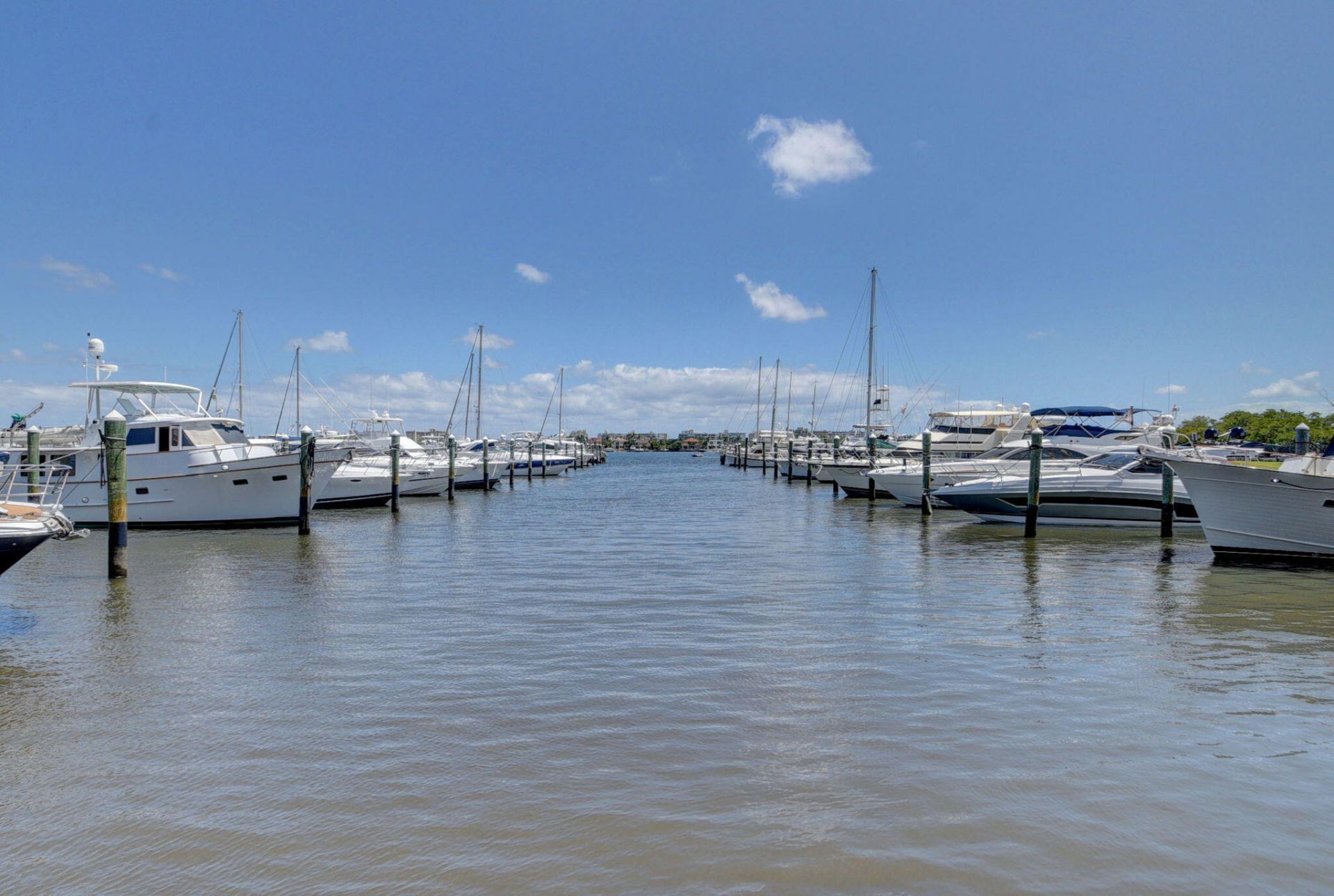 802 W Windward Way, Unit 316, Lantana, FL 33462 Photo
