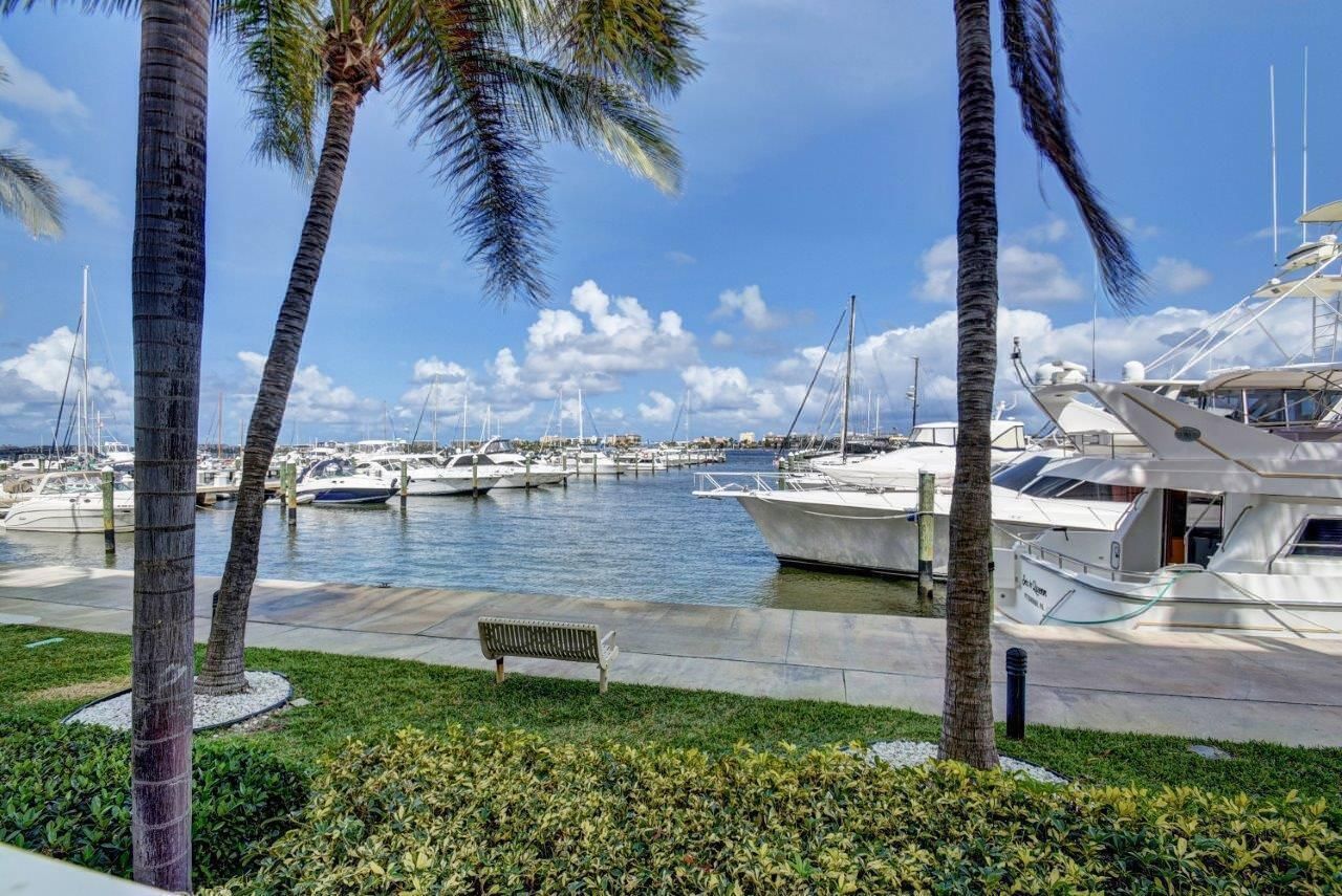 802 W Windward Way, Unit 316, Lantana, FL 33462 Photo