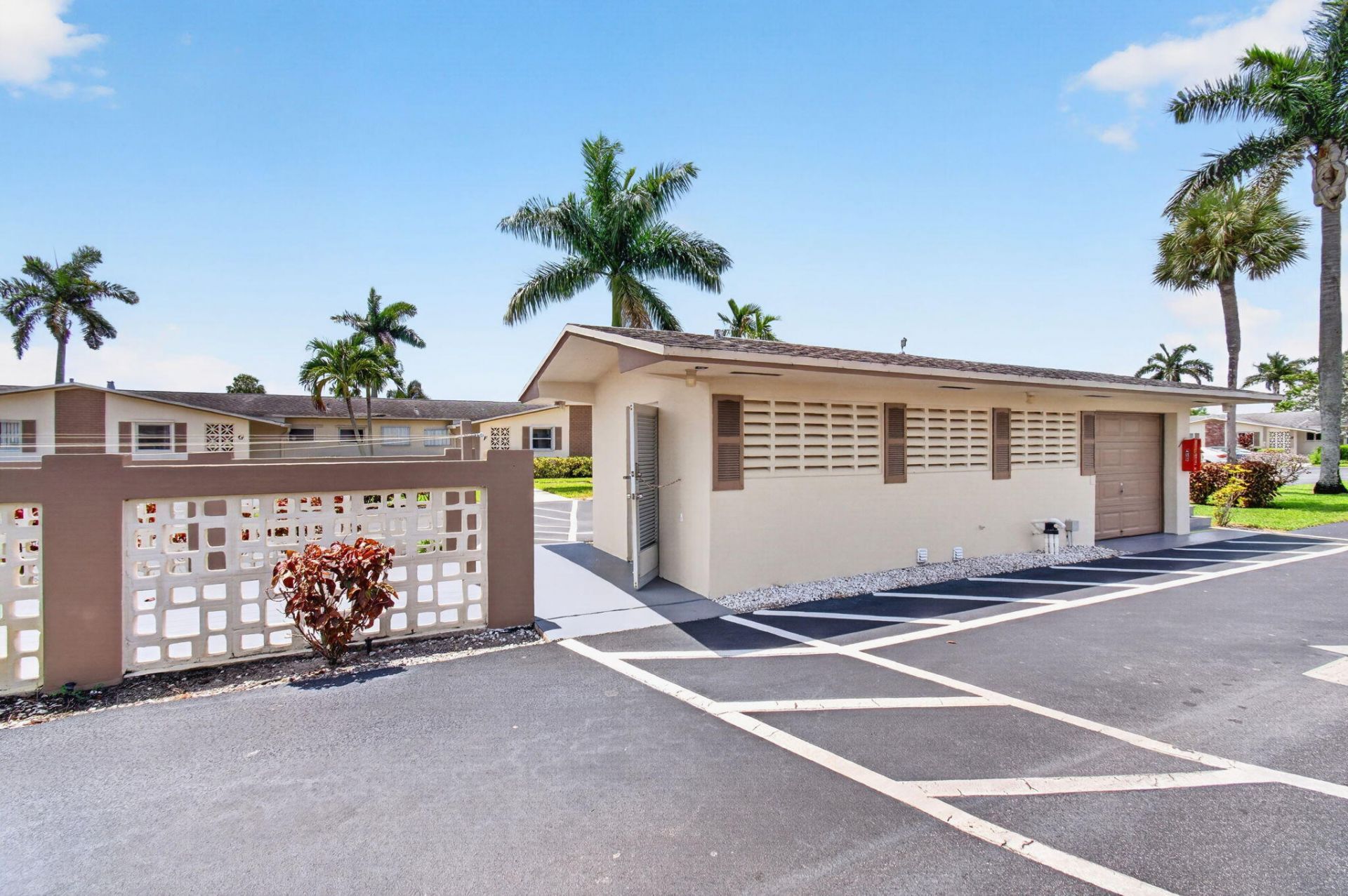 2522 Emory Dr Drive E, Unit I, West Palm Beach, FL 33415 Photo
