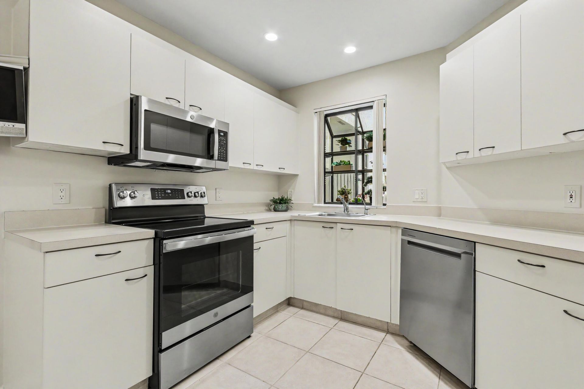 5136 Floria Drive, Unit H, Boynton Beach, FL 33437 Photo
