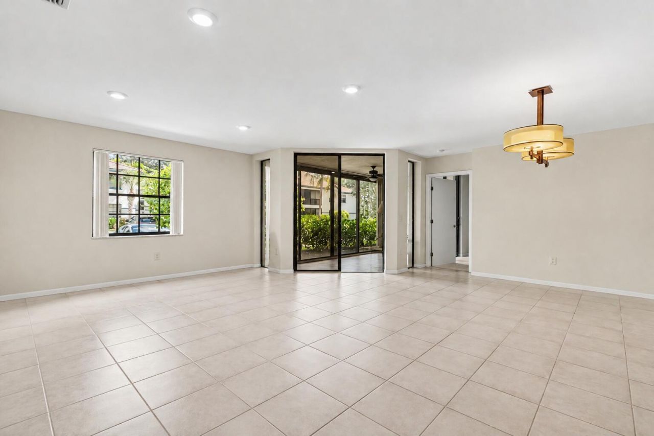 5136 Floria Drive, Unit H, Boynton Beach, FL 33437 Photo
