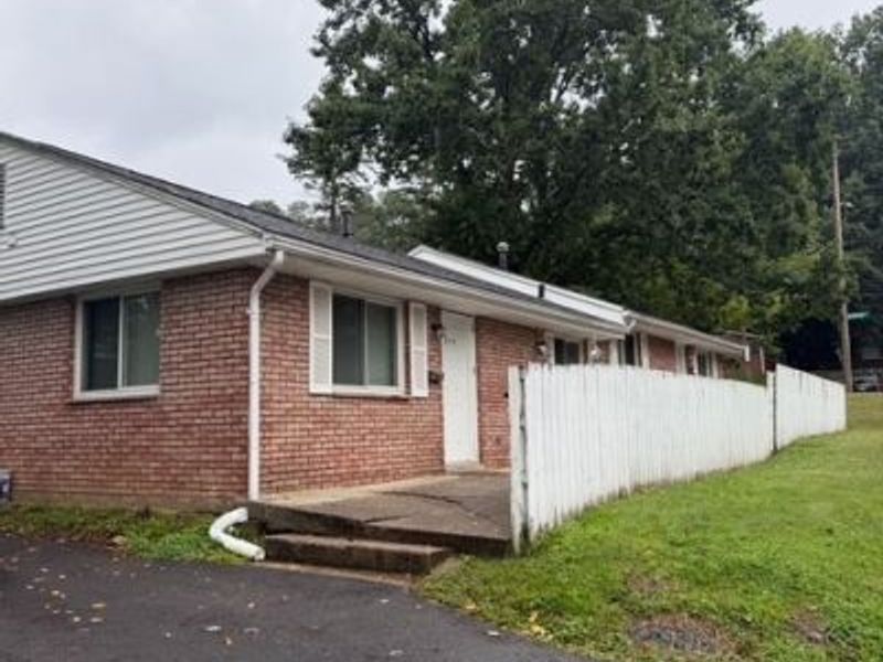 318 Sagamore Avenue, Akron, OH 44305 Photo 3