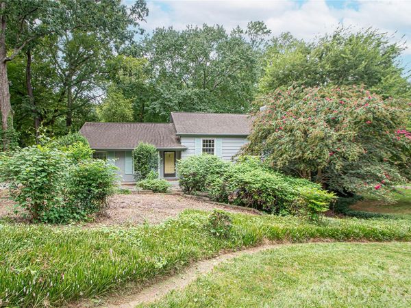 6836 Ronda Avenue, Charlotte, NC 28211