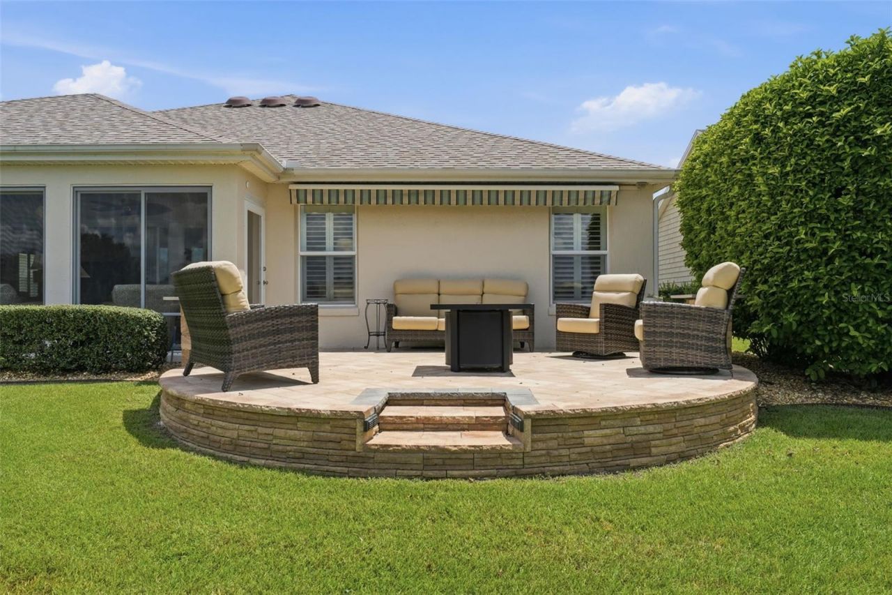 2001 Dipper Loop, The Villages, FL 32162 Photo