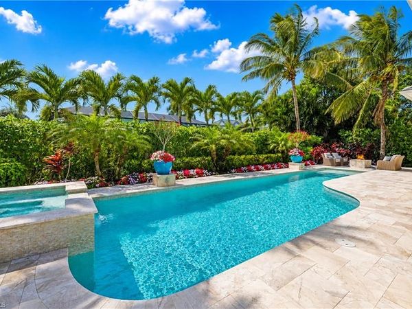 532 Pine Grove LN , NAPLES, FL 34103
