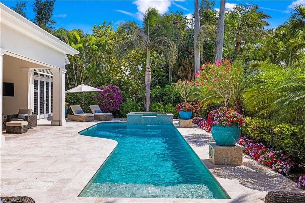 532 Pine Grove Ln , Naples, FL 34103 Photo