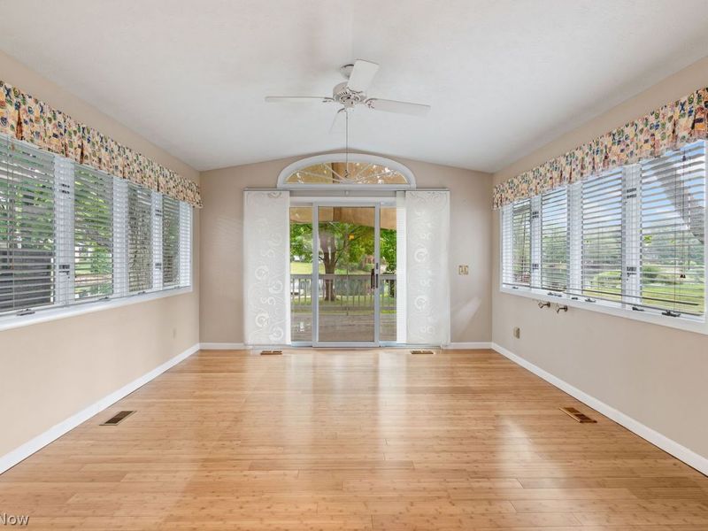 25 Squires Court, Medina, OH 44256 Photo 6