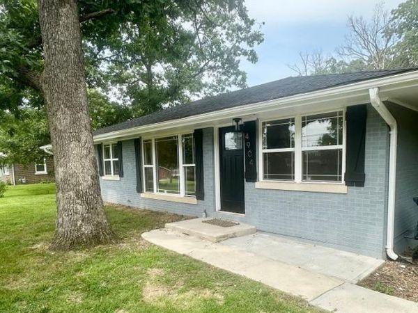 4904 RAINBOW DRIVE, Jefferson City, MO 65109