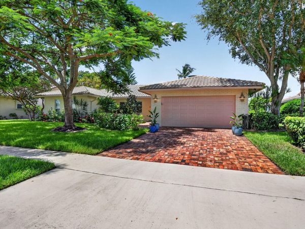19747 Boca Greens Drive, Boca Raton, FL 33498