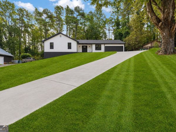 3846 Teresa Terrace SW, Lilburn, GA 30047
