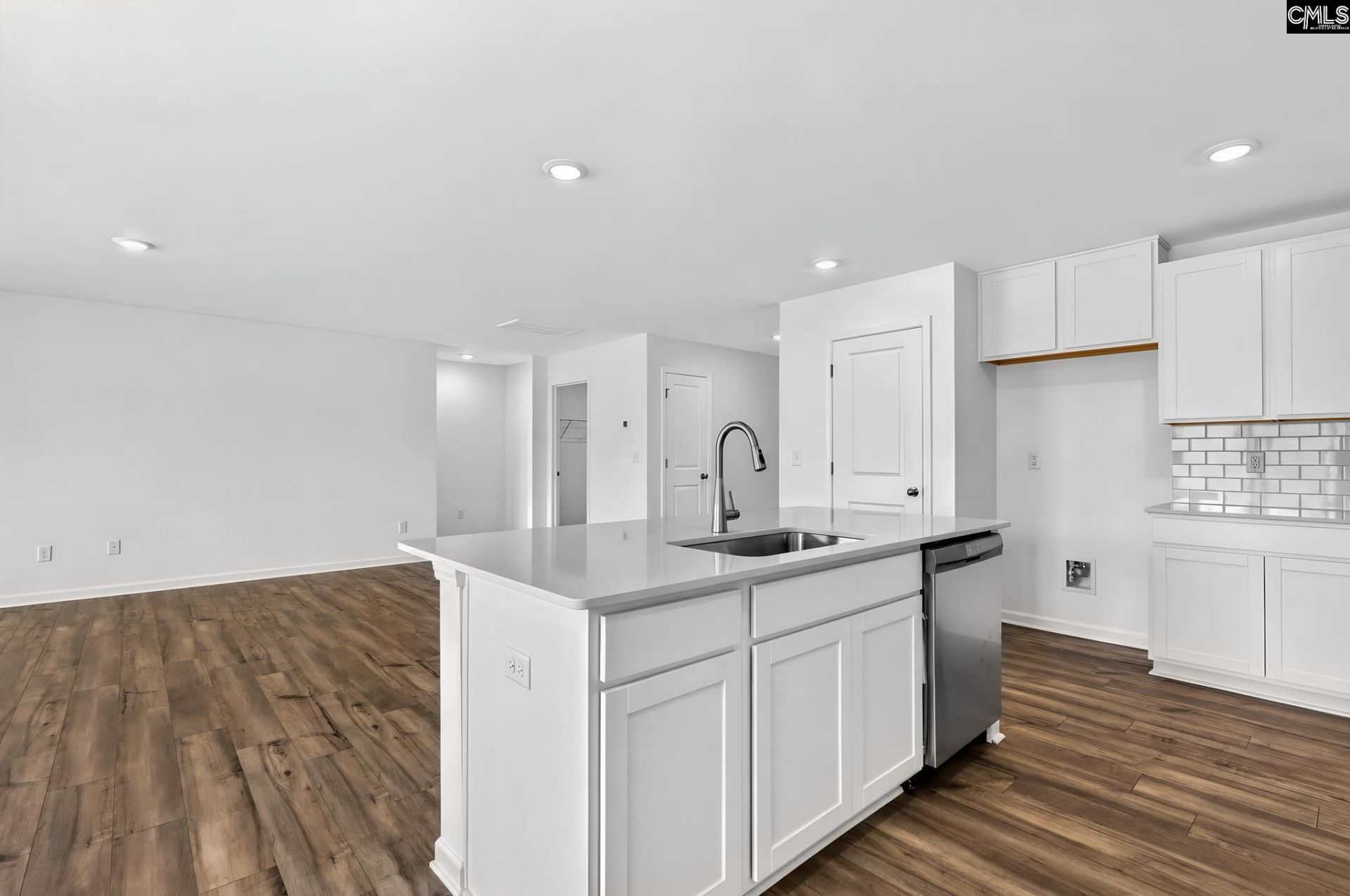 408 Happy Hollow Drive Photo 13