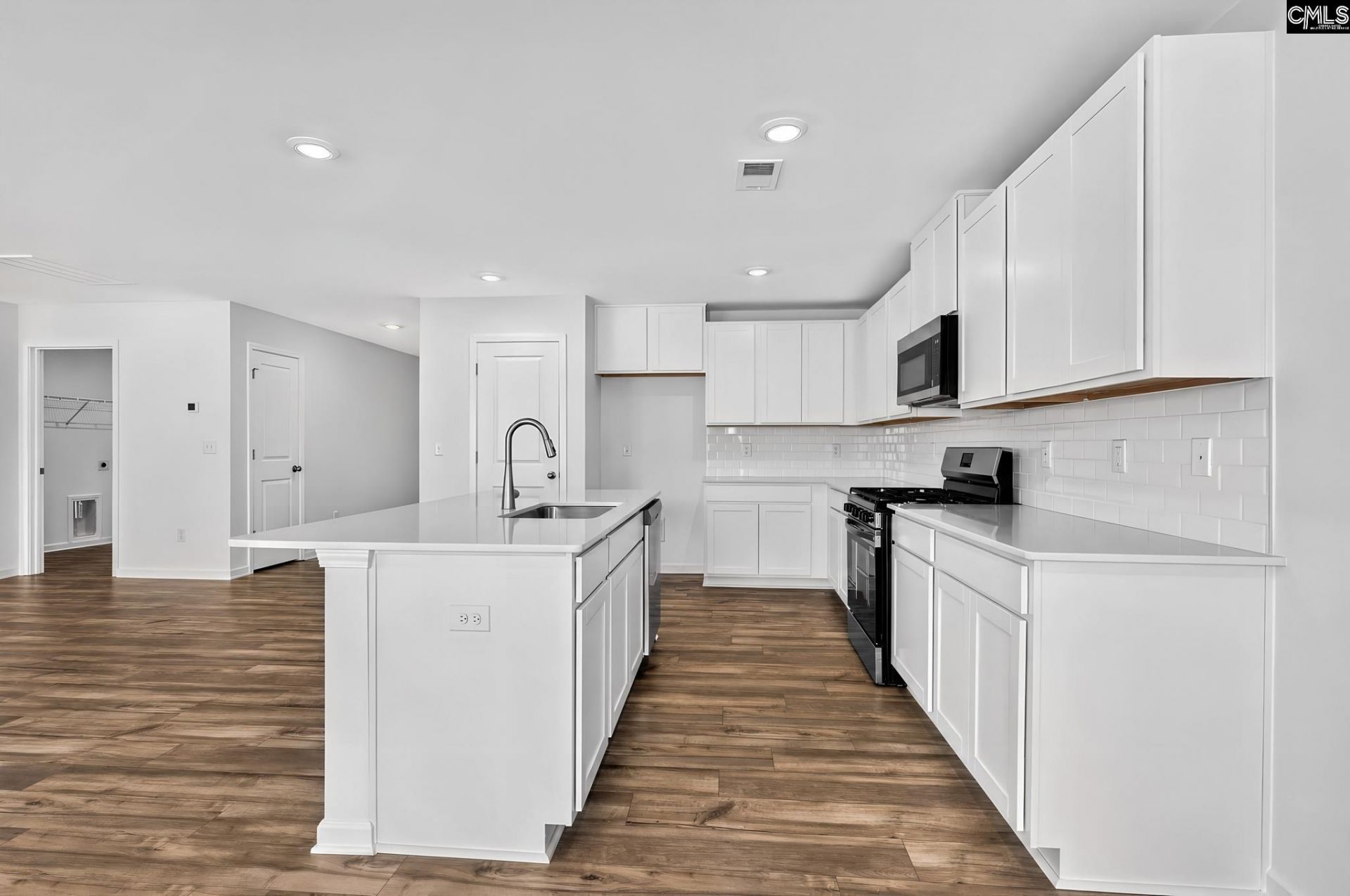 408 Happy Hollow Drive Photo 14