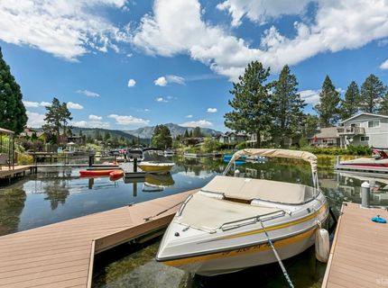2243 Inverness Drive, South Lake Tahoe, CA 96150 Photo