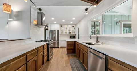 2243 Inverness Drive, South Lake Tahoe, CA 96150 Photo