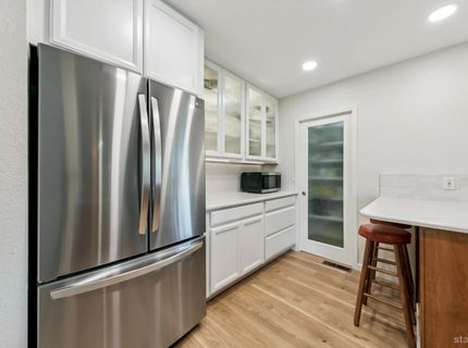2243 Inverness Drive, South Lake Tahoe, CA 96150 Photo