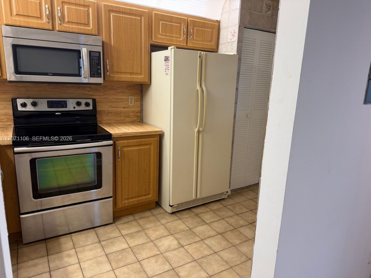 430 NE 210th Cir Ter, Unit 201-3, Miami, FL 33179 Photo