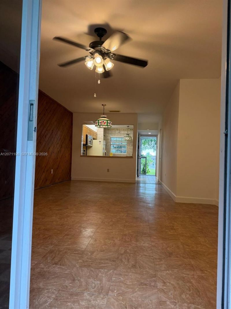 430 NE 210th Cir Ter, Unit 201-3, Miami, FL 33179 Photo