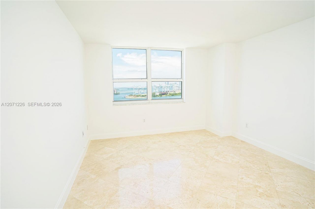 90 Alton Rd , Unit 2204, Miami Beach, FL 33139 Photo