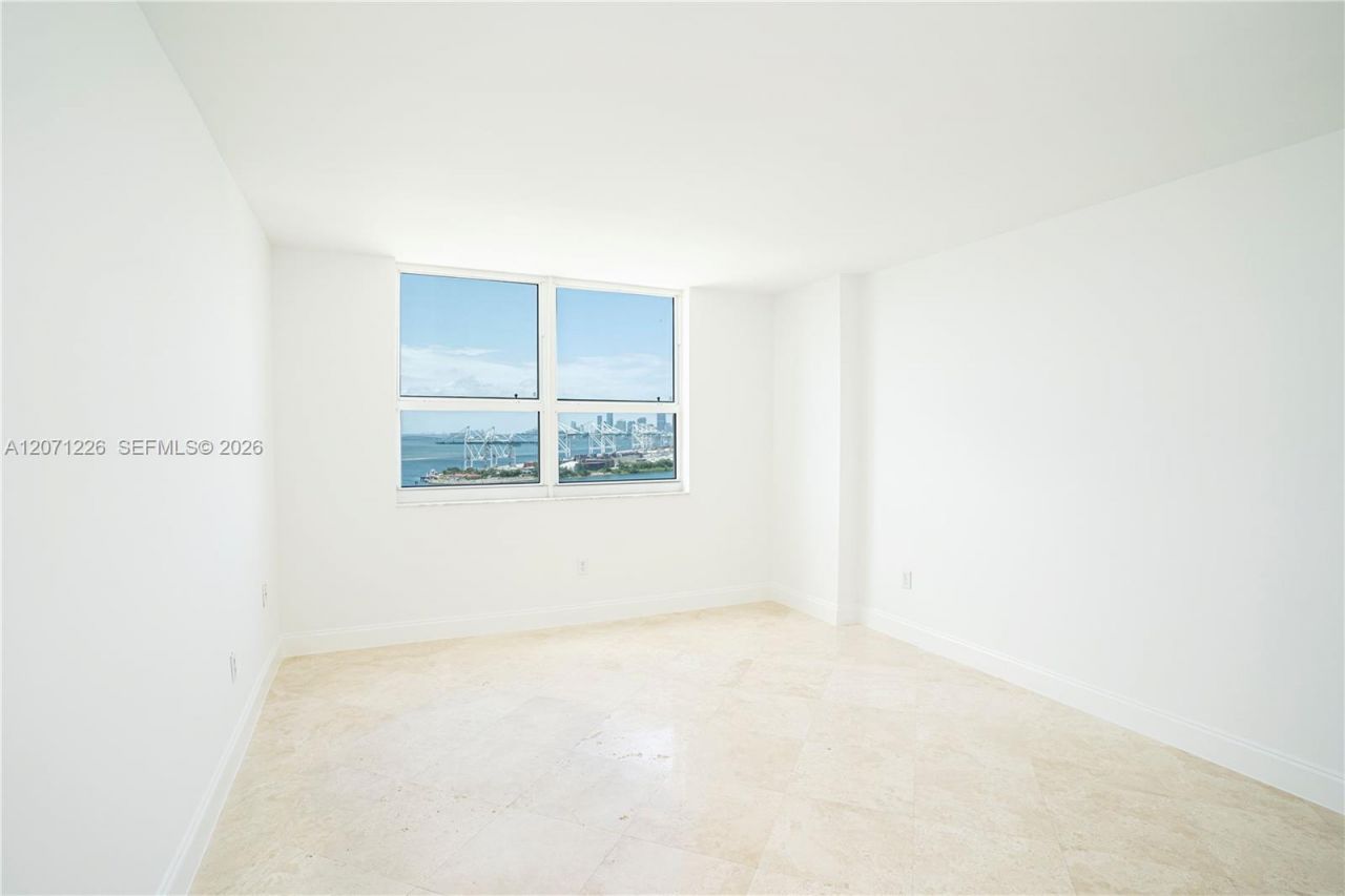 90 Alton Rd , Unit 2204, Miami Beach, FL 33139 Photo