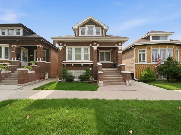 2240 Highland Avenue , Berwyn, IL 60402