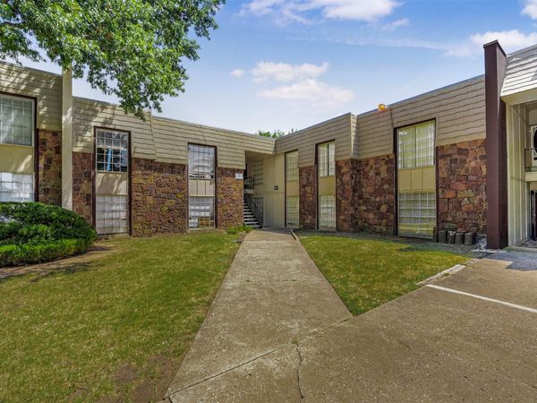 6717 S Richmond Avenue, Unit 537, Tulsa, OK 74136