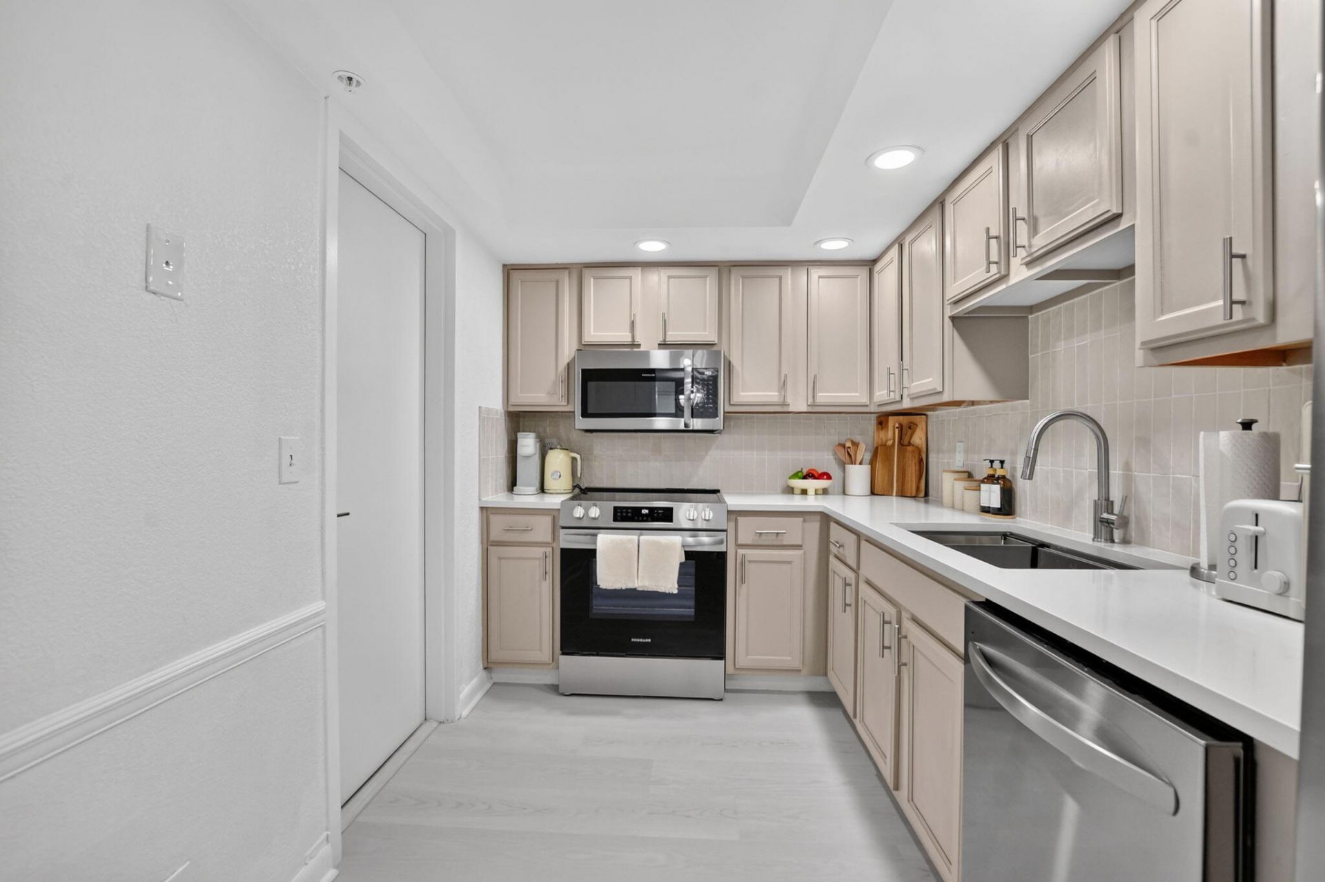 7835 Lakeside Boulevard, Unit 966, Boca Raton, FL 33434 Photo