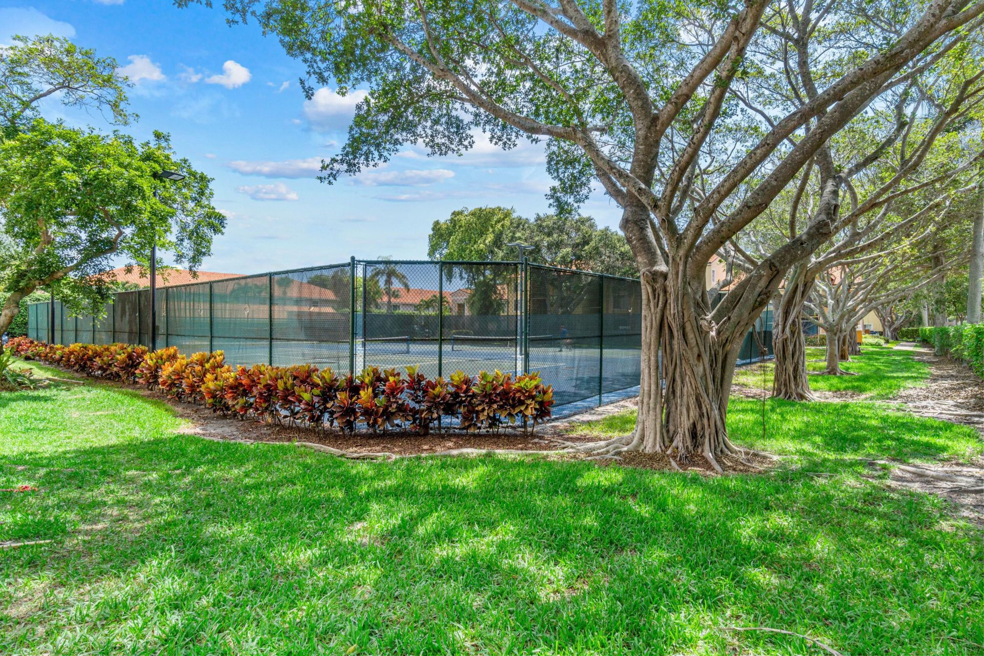 135 Yacht Club Way, Unit 305, Hypoluxo, FL 33462 Photo