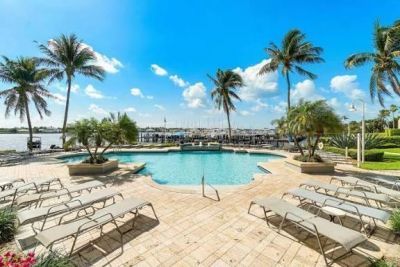 135 Yacht Club Way, Unit 305, Hypoluxo, FL 33462 Photo
