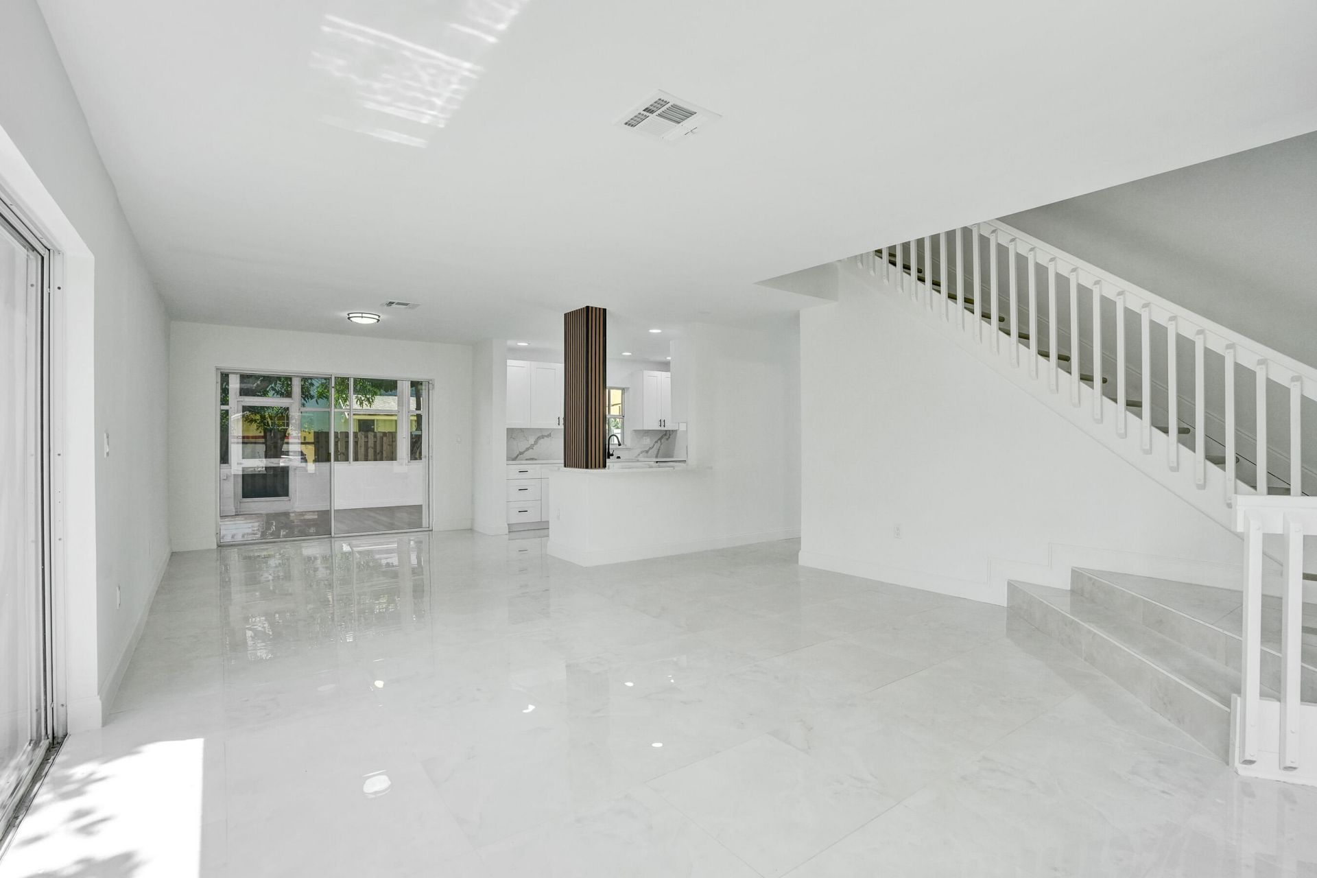 9740 SW 14th Street, Pembroke Pines, FL 33025 Photo
