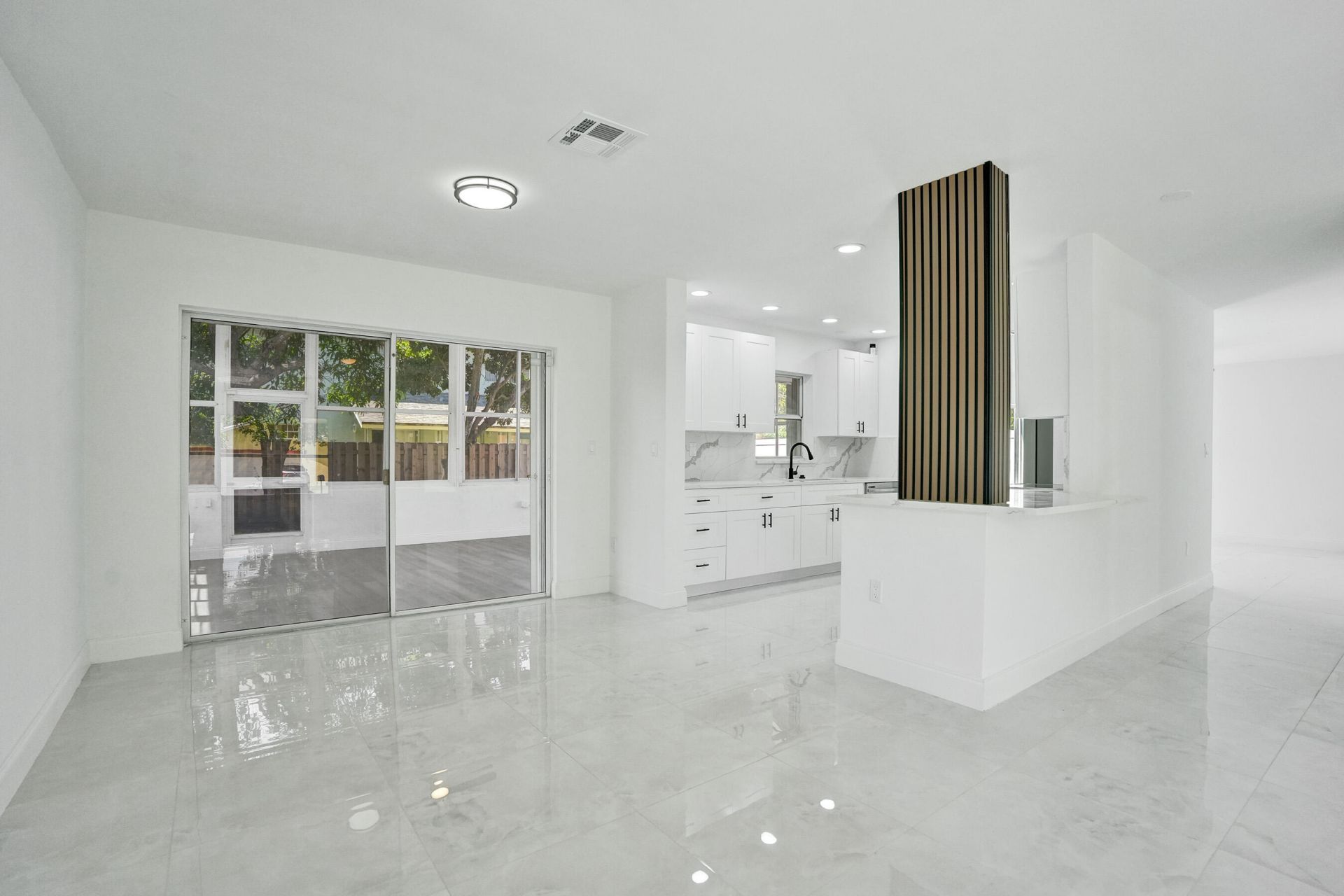 9740 SW 14th Street, Pembroke Pines, FL 33025 Photo
