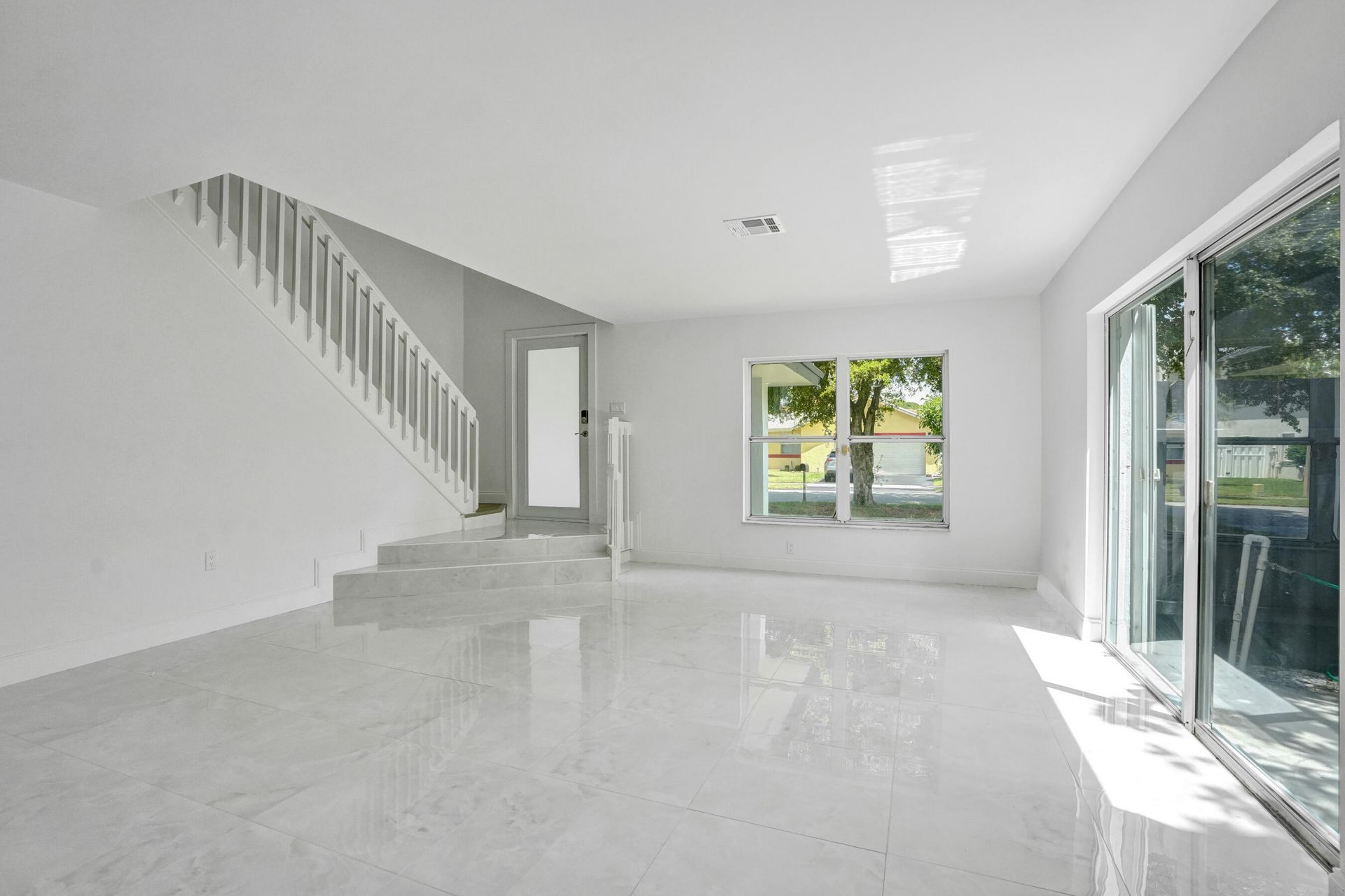 9740 SW 14th Street, Pembroke Pines, FL 33025 Photo