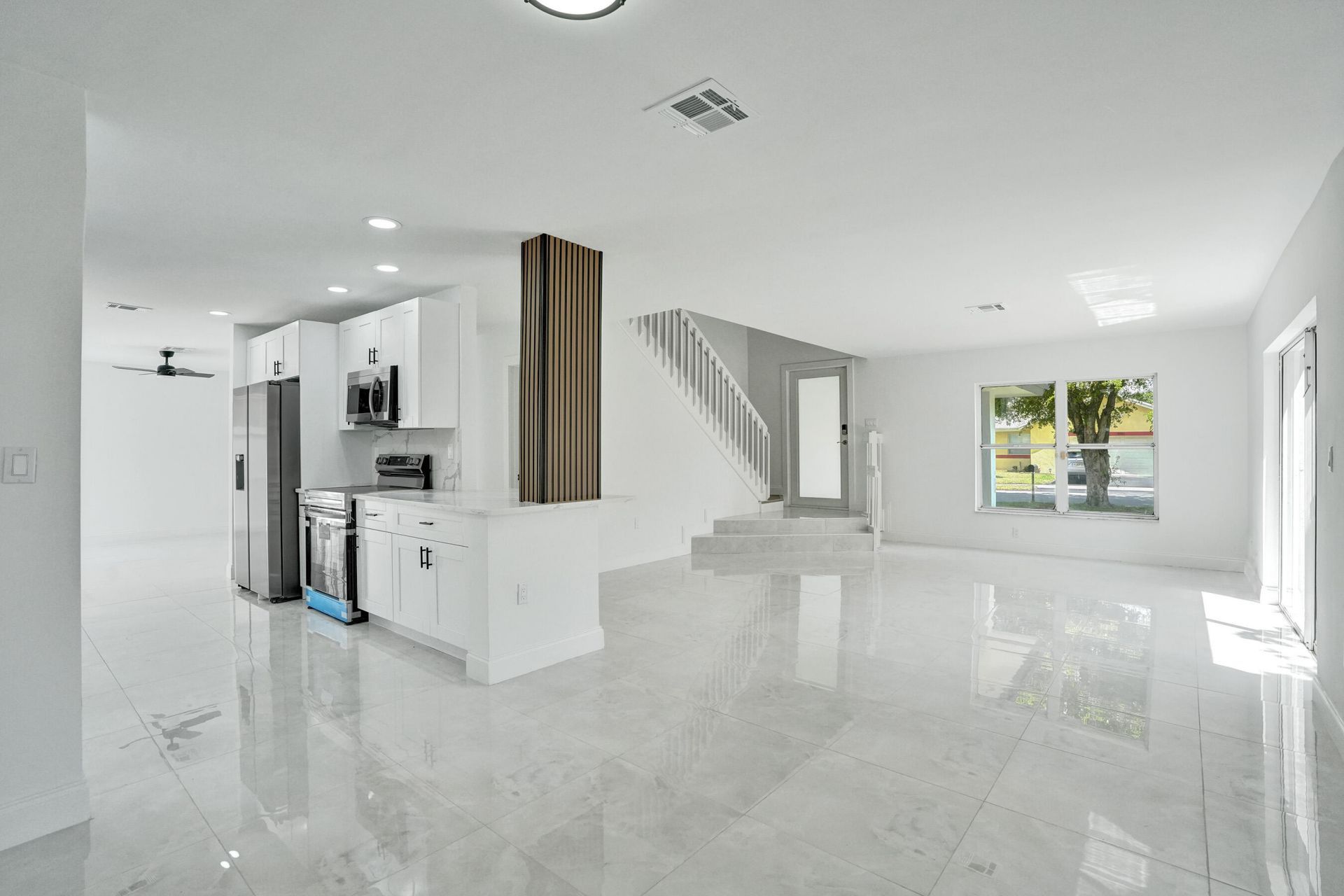 9740 SW 14th Street, Pembroke Pines, FL 33025 Photo