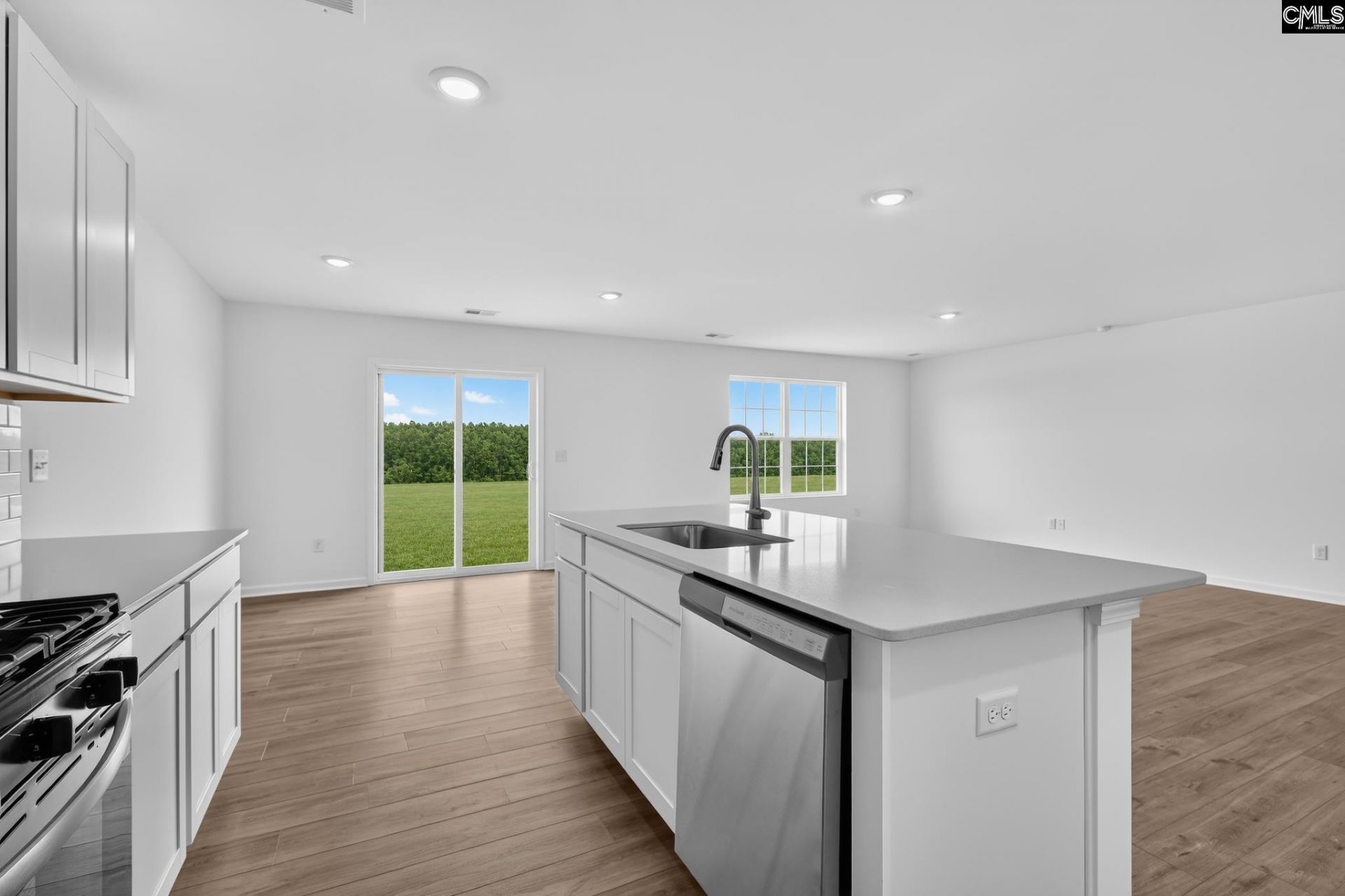 362 Sunny Falls Drive Photo 11