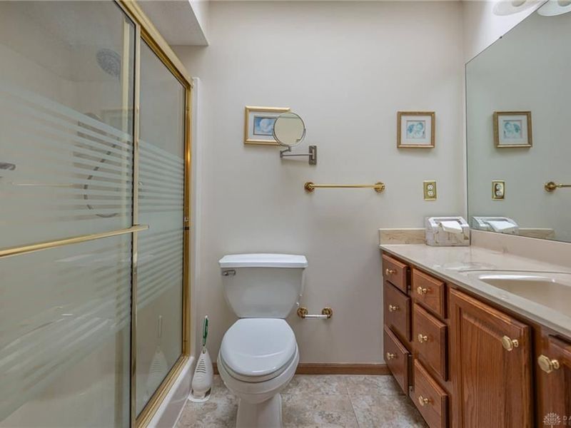 6685 Oakwood Lane, Huber Heights, OH 45424 Photo 13