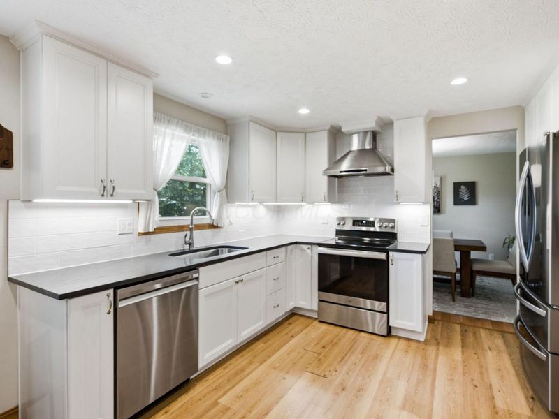 8833 KNIGHTON Court, Powell, OH 43065 Photo 10