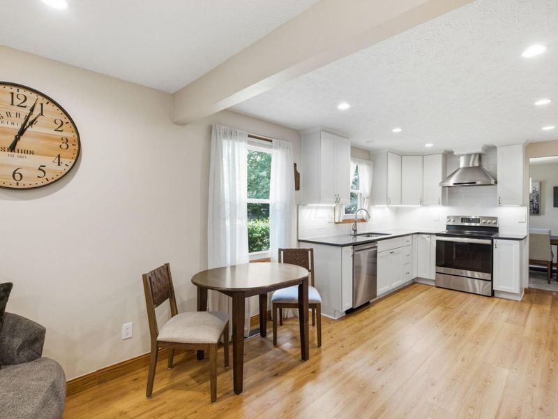 8833 KNIGHTON Court, Powell, OH 43065 Photo 13