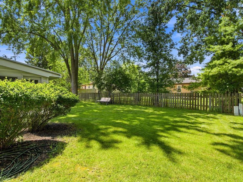 8833 KNIGHTON Court, Powell, OH 43065 Photo 28
