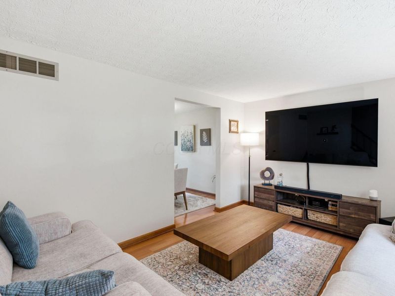 8833 KNIGHTON Court, Powell, OH 43065 Photo 7
