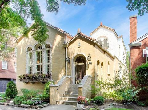Main Photo