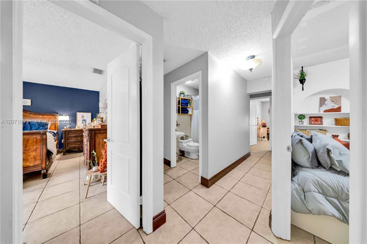 13991 SW 159 Terrace , Miami, FL 33177 Photo